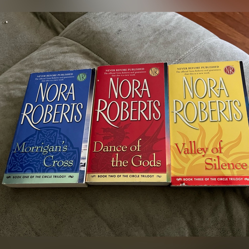 Nora Roberts Trilogy Book Set